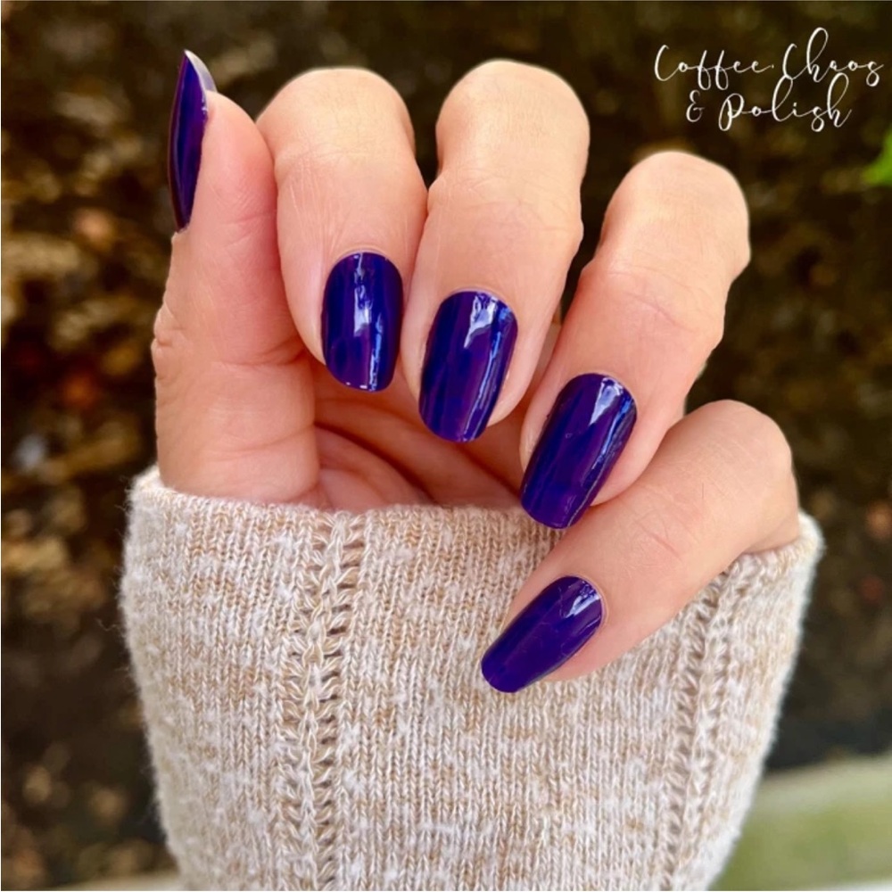 *Retired* Color Street: Fig-ure It Out | Deep Purple Solid Fall Jewel Winter - Picture 7 of 13